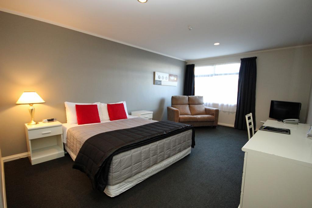 Champers Motor Inn Лоуер-Гатт Номер фото